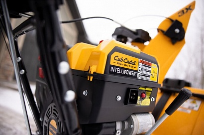 CUB CADET 3X™ 30" TRAC INTELLIPOWER™ Snow Blower