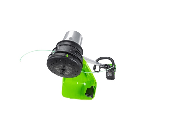 82V Greenworks GD82LT